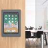 Wall Mount iPad 10.2" (7th gen) m/Power (Heckler Design) - Bilde 2